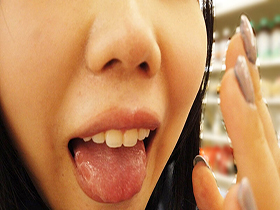 呼んだらすぐ来るおしゃぶり中毒フレンド 里桜(G-cup)　サンプル画像09